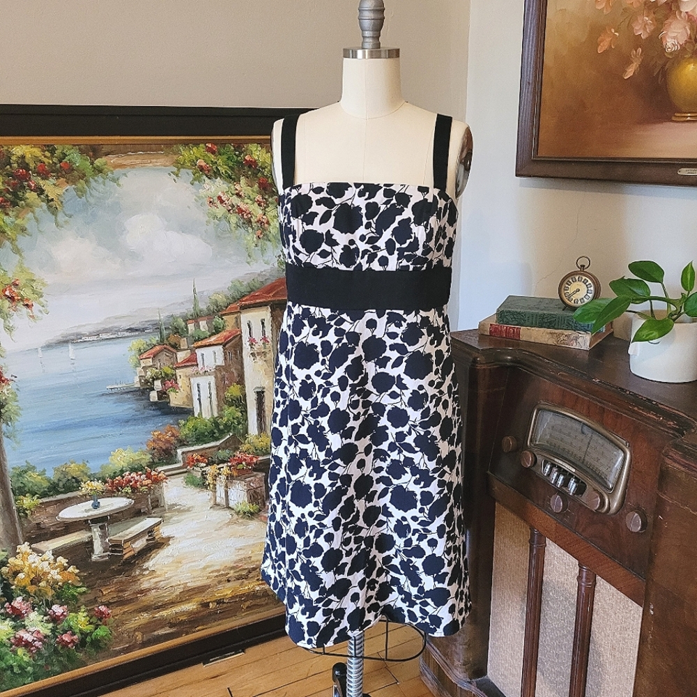 Max & Cleo Black white floral dress size 10